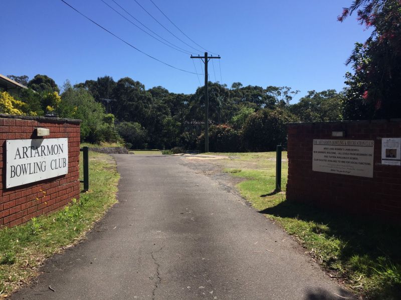 Entrance to the former Artarmon Bowling Club site