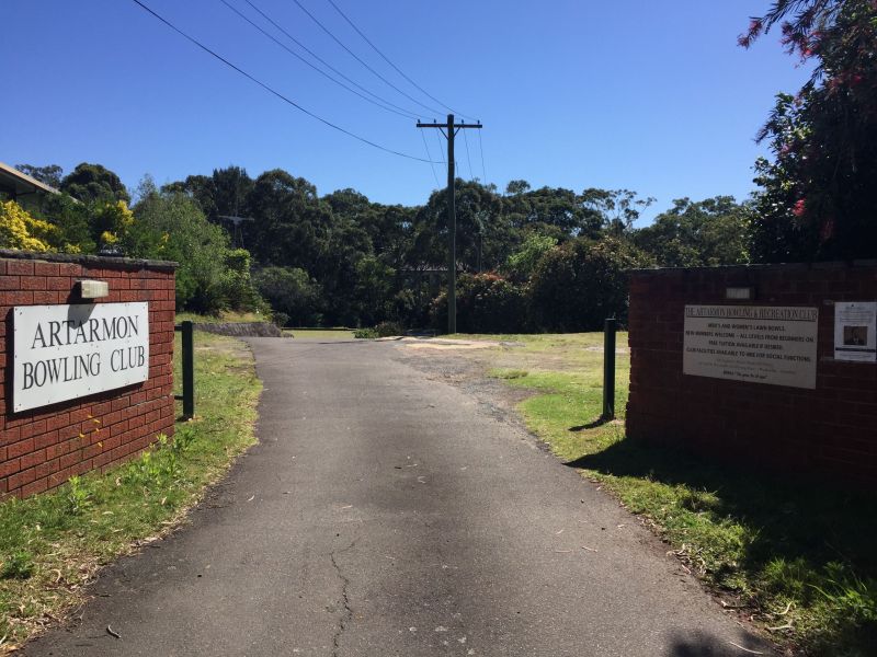 Entrance to Artarmon Bowling Club site